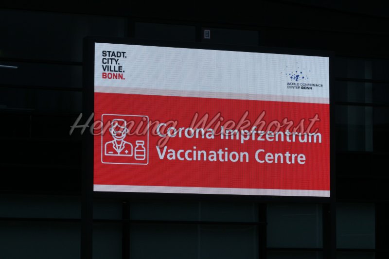 Bonn 2020: Schild zum Corona-Impfzentrum - Henning Wiekhorst