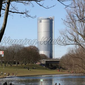 Bonn: Rheinaue und Post-Tower - Henning Wiekhorst