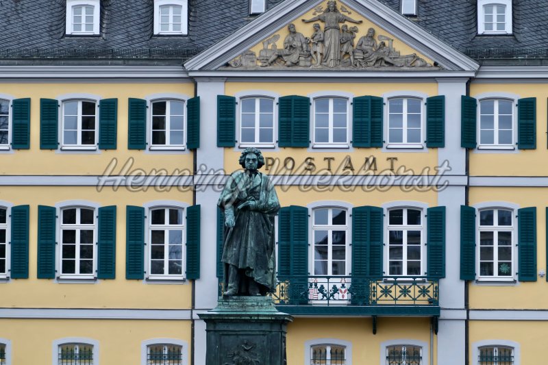 Bonn: Statue des Ludwig van Beethoven - Henning Wiekhorst