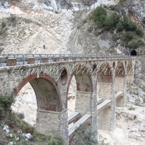 Brücke im Carrara-Gebirge - Henning Wiekhorst