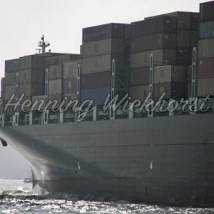 Großes Containerschiff - Henning Wiekhorst