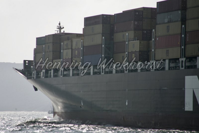 Großes Containerschiff - Henning Wiekhorst