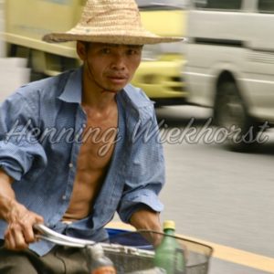 Guangzhou: Chinesischer Radfahrer - Henning Wiekhorst