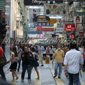 Hong Kong: Geschäftige Straße in Causeway Bay - Henning Wiekhorst