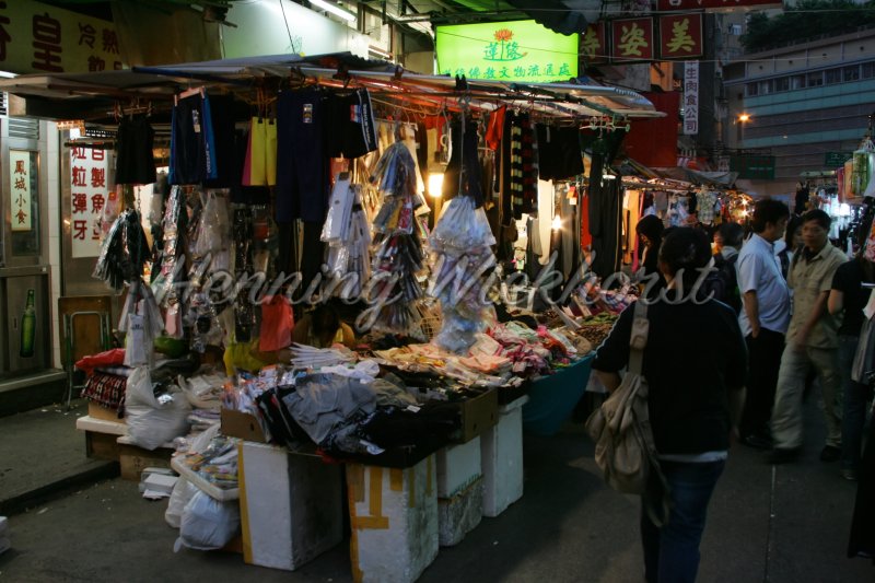 Hong Kong: Nachtmarkt in Wan Chai - Henning Wiekhorst