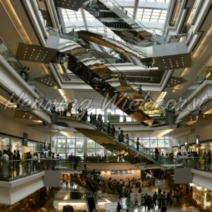 Hong Kong: Rolltreppen im Einkaufszentrum - Henning Wiekhorst