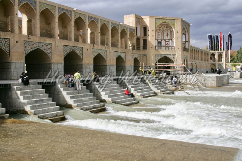Isfahan: Blick entlang der Kajahoo-Brücke - Henning Wiekhorst