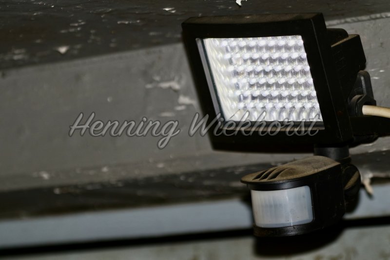 LED spotlight with movement-sensor - Henning Wiekhorst