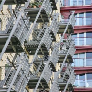 London (102) – Futuristische Balkone - Henning Wiekhorst