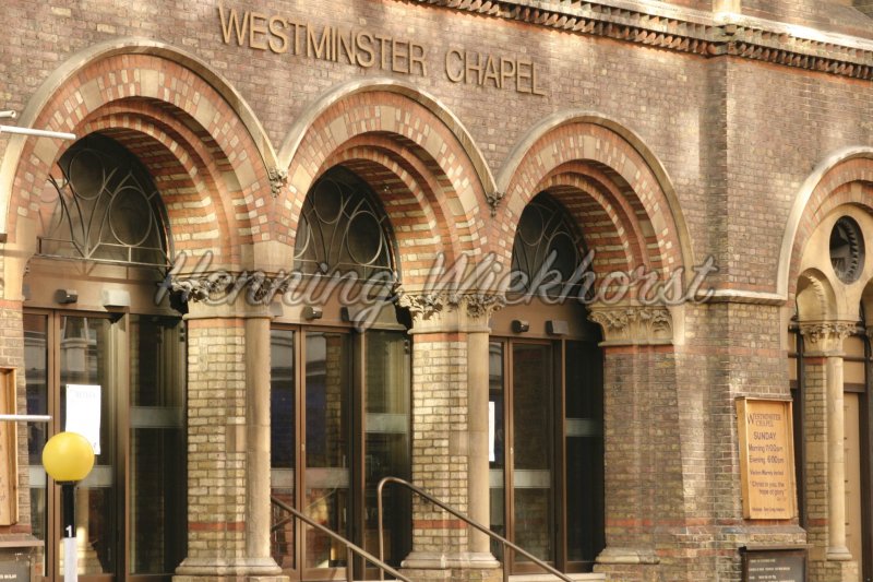 London (4) – Westminster Chapel Eingang - Henning Wiekhorst