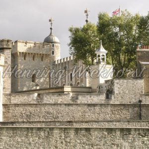 London (42) – Festungsmauern des Tower of London - Henning Wiekhorst