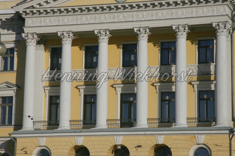 Säulenfassade in Helsinki - Henning Wiekhorst