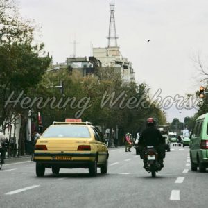Teheran (34) – Auf dem Weg in die Stadt - Henning Wiekhorst