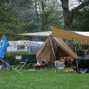 Tipi-Lager auf Campingplatz - Henning Wiekhorst