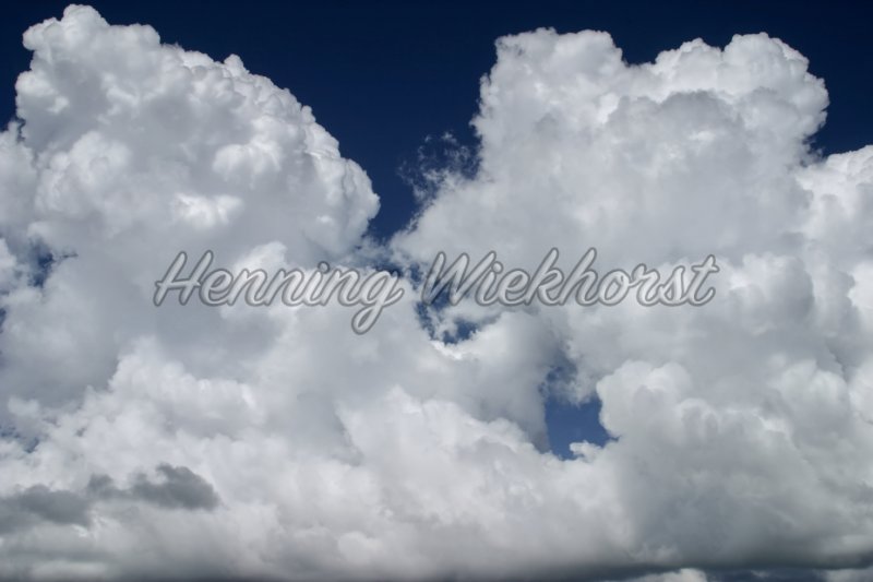 Wachsende Wolken - Henning Wiekhorst
