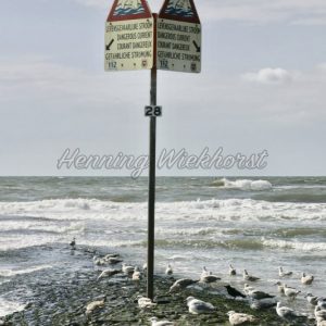 Warnung vor Strömung am Strand - Henning Wiekhorst