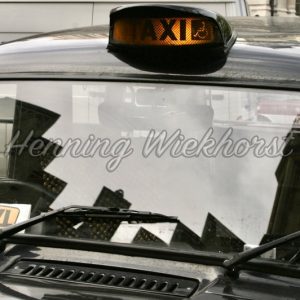 Windschutzscheibe eines Londoner Taxis - Henning Wiekhorst