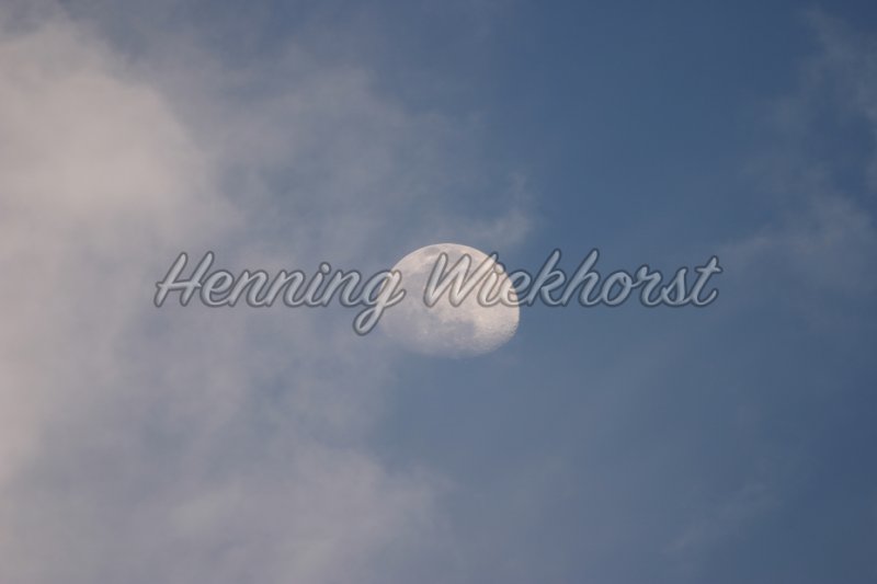 Wolken und Mond (2) - Henning Wiekhorst