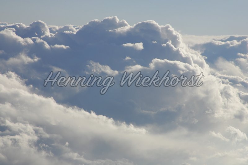 Wolkenlandschaft von oben (1) - Henning Wiekhorst