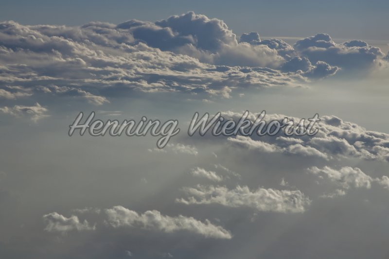 Wolkenlandschaft von oben (4) - Henning Wiekhorst