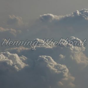 Wolkenlandschaft von oben (8) - Henning Wiekhorst