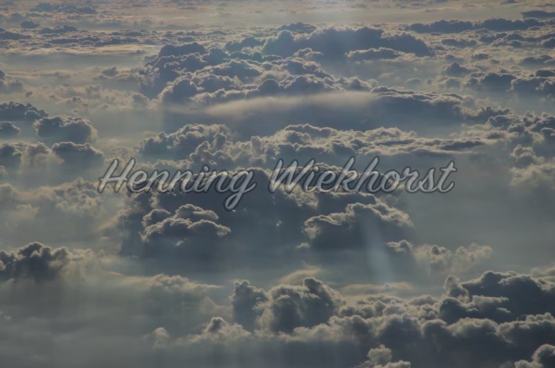 Wolkenlandschaft von oben (9) - Henning Wiekhorst