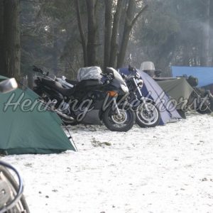 Zelten und Camping im Schnee (1) - Henning Wiekhorst