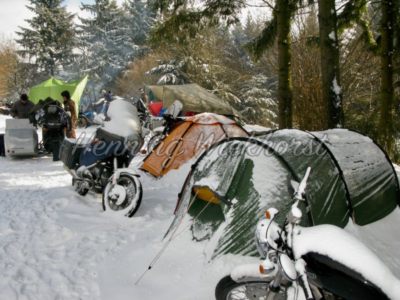 Zelten und Camping im Schnee (4) - Henning Wiekhorst