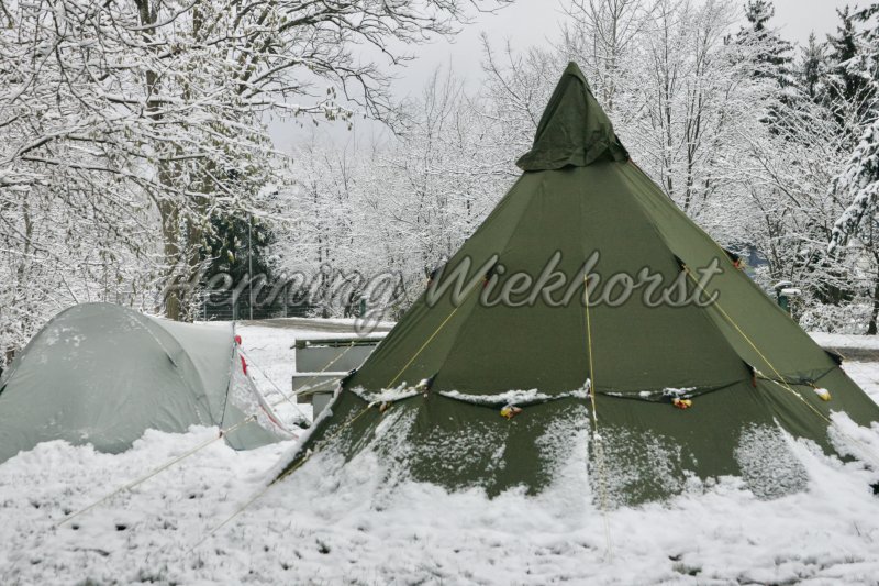 Zelten und Camping im Schnee (7) - Henning Wiekhorst