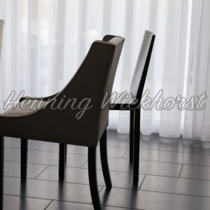 chair and table in room - Henning Wiekhorst