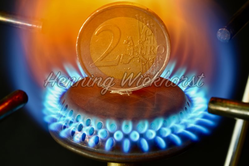 close up of a gas stove with coin - Henning Wiekhorst