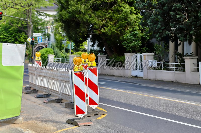 traffic-barrier of a construction-site - Henning Wiekhorst
